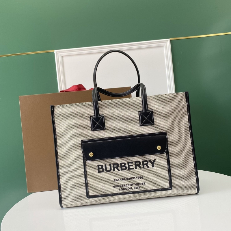 B**rry shopping bags